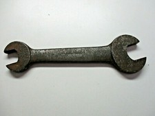 US Billings Spencer B Triangle 1118X 27C Open End Wrench 3/8 Cap Nut SAE Antique picture