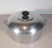 Vintage Magnalite GHC 5 Quart Round Aluminum Dutch Oven w/Lid picture