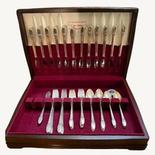 Vintage 1847 Rogers Bros First Love Silverplate Flatware 50 Pc Set Wood Chest picture