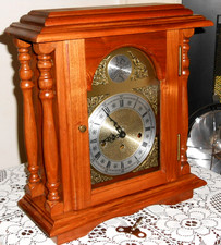 FRANZ HERMLE MANTEL CLOCK TEMPUS FUGIT WESTMINSTER CHIME 8-DAY VERY NICE & WORKS picture