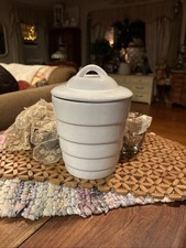 2003 Frank Lloyd Wright Guggenheim Museum White Ceramic Cookie Jar Canister picture