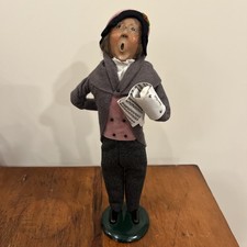 1992 BYERS CHOICE CHRISTMAS CAROLER Brown Hair Man Glasses Pink Suit Outfit picture