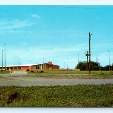 c1960s Winnipeg Manitoba Canada Le Voyageur Motel Best Western AAA Postcard Vtg picture