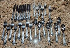 Oneida Pattern Checkers Stainless 18/10 Flatware (Set Of 30) picture