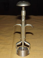 VINTAGE 1950S KITCHEN PAR PLUS FRUIT CORER picture