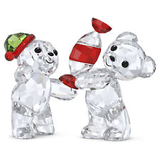 Swarovski Crystal Kris Bear Holiday Annual Edition Figurine 2023 5652642 picture