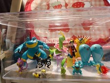Pokemon Johto Feraligatr Meganium Figure Lot 16 No Case Collectible 13+ picture