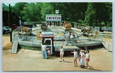 Postcard NJ Clementon Twister Ride Clementon Lake Amusement Park c1950s M17 picture