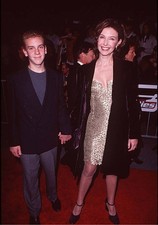 Mary Steenburgen & Son Charlie Tomorrow Never Dies Los Angeles Pre- Old Photo picture