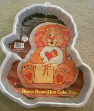 Wilton CARE BEARS COUSINS BRAVE HEART LION CAKE PAN 1984 WITH INSERT picture