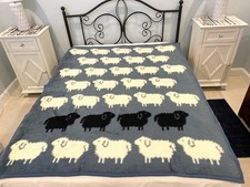Vtg Crown Crafts Vuteks Vukovar Black Sheep Blanket Reversible 60x80 Blue White picture