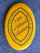 Vintage Jewish Pinback Women’s League Conservative Judaism Valued Volunteer Jews picture
