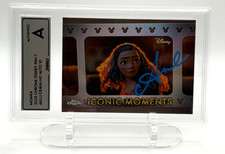 2025 Topps Disney Chrome Moana Iconic Moments IM-7 signed Auli'i Cravalho SWAU picture