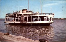 Trois-Rivi??res QC Passenger Ferry Carl??'s Montreal c1950s-60s Vintage Postcard picture
