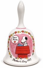 Snoopy Peanuts Schmid 1977 Mother's Day Bell Vintage Collectible picture