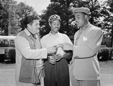 Chicago IL Probably most disappointed man 49th Annual Open Golf Cha- 1949 Photo picture