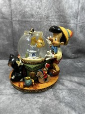 RARE Disney Pinocchio Toyland Fishbowl Musical Snow Globe Cleo Figoro picture