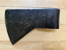 VINTAGE EUROPEAN/SOUTH AMERICAN PATTERN LARGE AXE HEAD-  **CRACK IN POLL** picture
