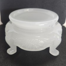 Vintage BEAUMONT Clambroth Milky Glass 4-Footed Vase Base / Riser  picture
