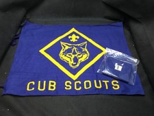VTG NEW SEALED Cub Scouts Wolf Den Flag Banner Official Blue Blue Yellow Flag picture