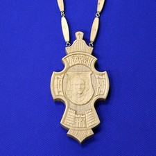 Hand Carved Orthodox Panagia Holy Face Jesus Pear Wood Pectoral Icon picture