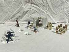 Kenner Star Wars Hoth Ice Planet Adventure Set w/ bonus Figures Vintage 1982 picture