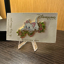 Disneyland Paris Marie The Aristocats Single Pin on Card Limited Edition picture