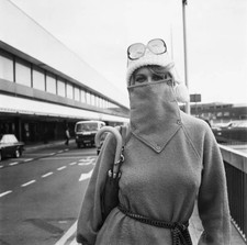 American actress singer dancer Ann Margret at an airport UK 24th S- Old Photo picture