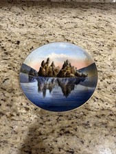 ANTIQUE SOUVENIR PLATE FROM CRATER LAKE , OREGON - MADE IN BAVARIA , GERMANY picture