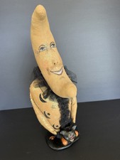 Joe Spencer Gathered Traditions Halloween Crescent Moon Black Cat 14.5” Folk Art picture