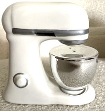 NEW Cracker Barrel Stand Mixer & Bowl Salt & Pepper Shakers picture