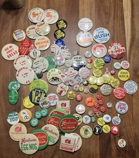 VTG PIN BUTTONS LOT OF 100 Plus Dairy Political Some Wear picture