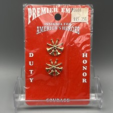 Premier Emblem Fire Chief 5 Bugle 2608 Collar Pins Insignia Gold New NOS picture