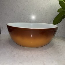 VTG Pyrex Orange To Brown  Ombre 4 QT  404 Mixing Bowl - Previously Loved picture