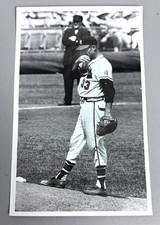 Lew Burdette Milwaukee Braves MLB Baseball Original Press Photo Type 1 picture