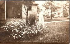 1907-10's RPPC GRACE WARREN GOSS WOMAN in YARD FLOWERS REAL PHOTO POSTCARD picture