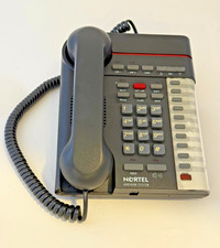 Vintage Nortel 440 Analog Desktop Phone - Tested & Clean picture