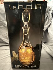 Le Fleur Decanter 1 Liter. Javit Crystal Made In Turkey. New W/ Damaged Box picture