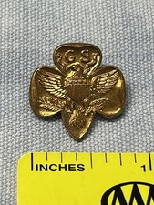 Vintage GIRL SCOUT Membership Pin 1940-79 Gold Toned picture