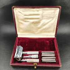 Vintage C.V. Heljestrand Sweden Safety Razor Weekly Set With 6 Blades picture