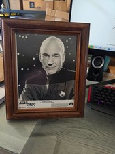 SIGNED AUTOGRAPH OF PATRICK STEWART AS CAPTAIN JEAN -LUC PICARD/NEXT GENERATION picture