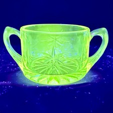 Vintage GLOWS Susquehanna Glass Six Point Star Stem Open Sugar # 4151 Crystal picture
