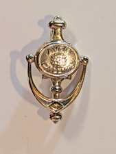 Vintage AVON CALLING Rep Adv. Door Knocker Movable Brooch Lapel Pin Gold-Tone picture