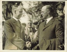 1925 Press Photo Governor Ralph Brewster and Donald McMillian greet in Wiscasset picture