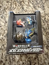 Takara Tomy Pokemon Mega Evolution Gyarados Figure Pack picture