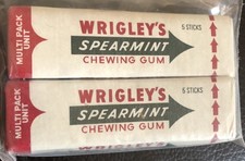 VTG Wrigleys Spearmint Chewing Gum ~ Sealed ~3” Packs candy Unopened 1985 picture