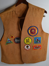 Vintage YMCA Indian Guides Cherokee Leather Vest Patches Beaded Accessories 1989 picture