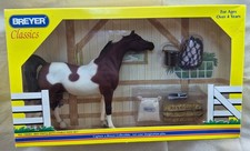Breyer Classics 730401 Bay Pinto Horse with Stable Feed Set – Collectible Model picture