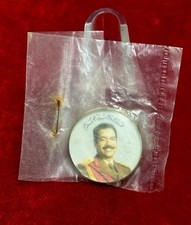 Iraq-Vintage The Vanguard Of Saddam’s Qadisiyah Small Pin W/ Original Bag 1980's picture