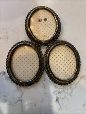 Vtg antique triple oval (triptych) clover-shaped Brass picture frame 5.5” High picture